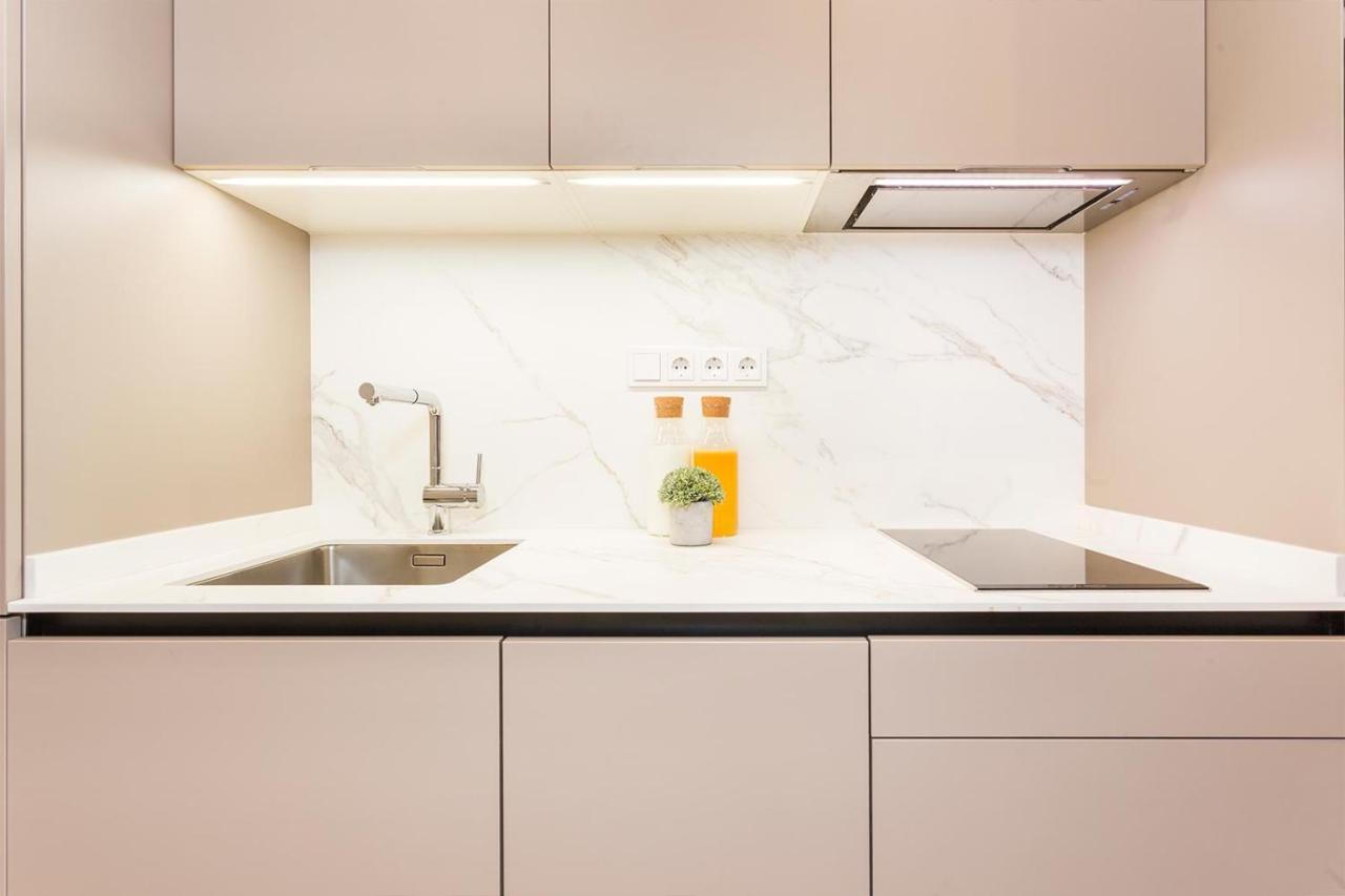 Cozy Apartment Close To Passeig De Gracia Барселона Екстериор снимка
